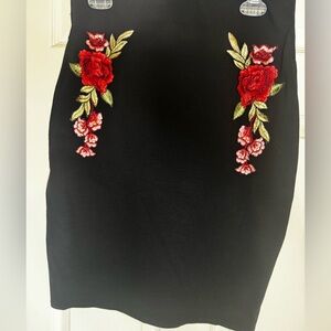 Chic Black Skirt with Red Floral Design XL